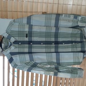 Men's Columbia Long Sleeve Casual Button Down - Size Medium